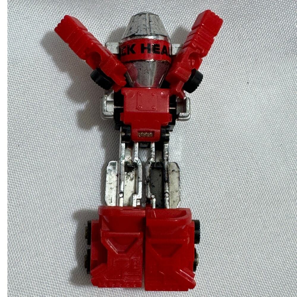 GoBots Block Head #17 – 1984 Tonka – On Card – Enemy Robot Cement Mixer Vintage